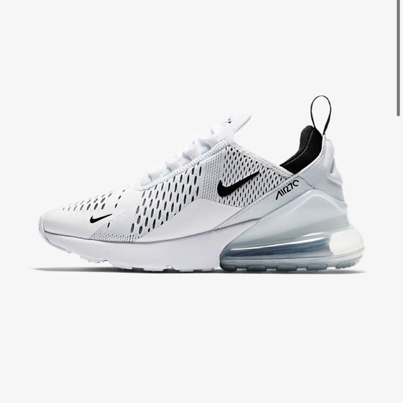 Nike air max 270 NWOT - Picture 1 of 5